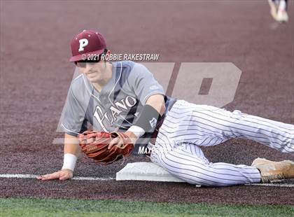 Thumbnail 2 in Plano vs. Marcus (UIL 6A Quarterfinals) photogallery.