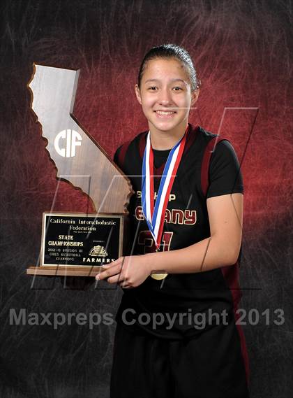 Thumbnail 1 in Alemany (CIF State D3 Award Photos) photogallery.