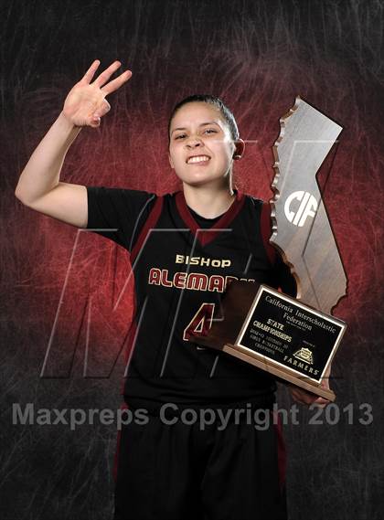 Thumbnail 3 in Alemany (CIF State D3 Award Photos) photogallery.