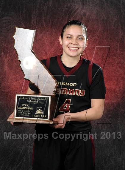 Thumbnail 2 in Alemany (CIF State D3 Award Photos) photogallery.