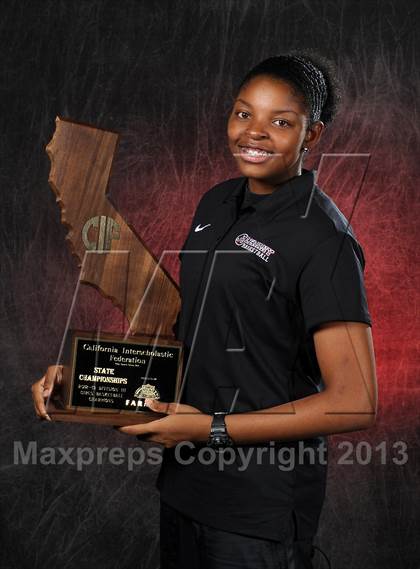 Thumbnail 2 in Alemany (CIF State D3 Award Photos) photogallery.