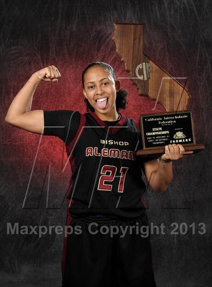 Thumbnail 3 in Alemany (CIF State D3 Award Photos) photogallery.
