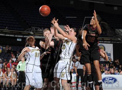 Thumbnail 1 in Alemany vs. Calabasas (CIF SS D3AA Final) photogallery.