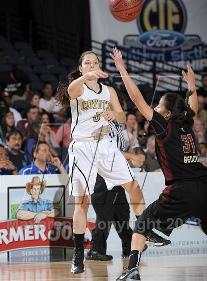 Thumbnail 3 in Alemany vs. Calabasas (CIF SS D3AA Final) photogallery.