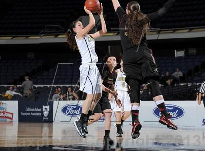 Thumbnail 3 in Alemany vs. Calabasas (CIF SS D3AA Final) photogallery.