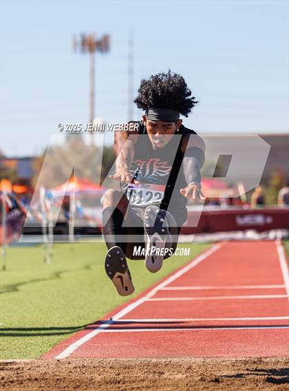 Thumbnail 2 in NIAA 4A and 5A Southern Regionals (Field events) photogallery.