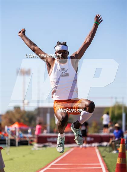 Thumbnail 1 in NIAA 4A and 5A Southern Regionals (Field events) photogallery.