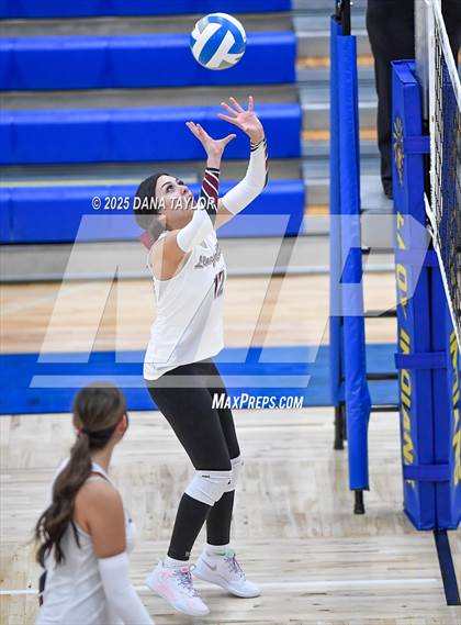 Thumbnail 2 in Lingleville vs. Richland Springs photogallery.