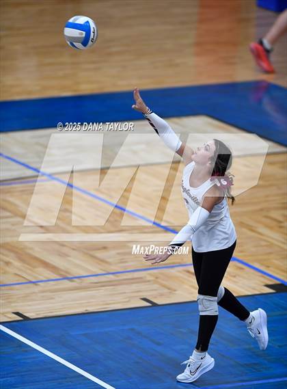 Thumbnail 1 in Lingleville vs. Richland Springs photogallery.