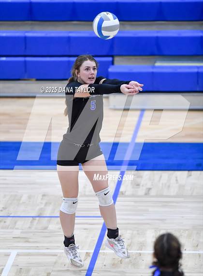 Thumbnail 3 in Lingleville vs. Richland Springs photogallery.