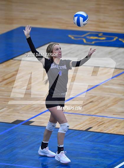 Thumbnail 2 in Lingleville vs. Richland Springs photogallery.