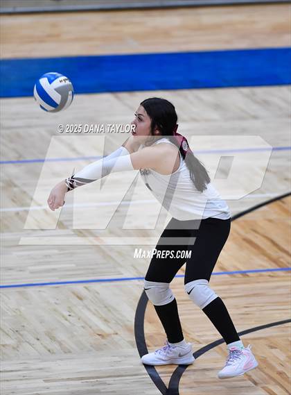 Thumbnail 2 in Lingleville vs. Richland Springs photogallery.