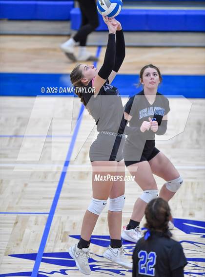 Thumbnail 2 in Lingleville vs. Richland Springs photogallery.