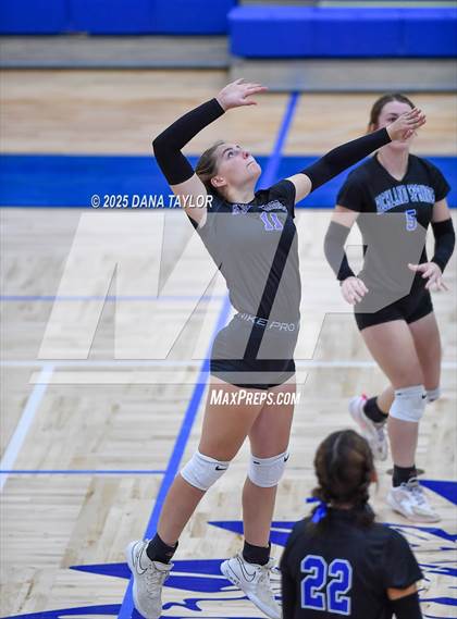 Thumbnail 1 in Lingleville vs. Richland Springs photogallery.