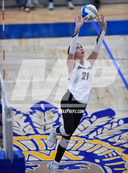Thumbnail 1 in Lingleville vs. Richland Springs photogallery.