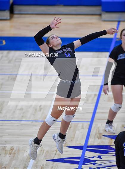 Thumbnail 3 in Lingleville vs. Richland Springs photogallery.