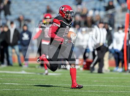 Thumbnail 3 in St. Joseph-by-the-Sea vs. Moore Catholic (NYCHSFL AA-2 Final) photogallery.
