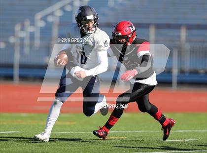 Thumbnail 2 in St. Joseph-by-the-Sea vs. Moore Catholic (NYCHSFL AA-2 Final) photogallery.