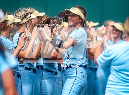 Thumbnail 1 in Lake Creek vs. Georgetown (UIL 5A State Championship) photogallery.