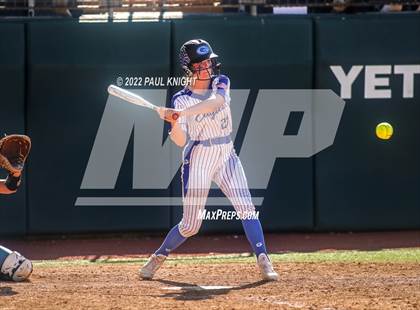 Thumbnail 3 in Lake Creek vs. Georgetown (UIL 5A State Championship) photogallery.