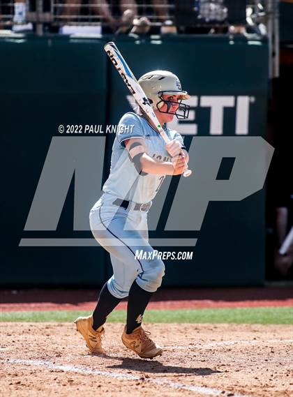 Thumbnail 1 in Lake Creek vs. Georgetown (UIL 5A State Championship) photogallery.
