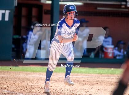 Thumbnail 2 in Lake Creek vs. Georgetown (UIL 5A State Championship) photogallery.