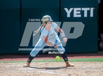 Thumbnail 1 in Lake Creek vs. Georgetown (UIL 5A State Championship) photogallery.