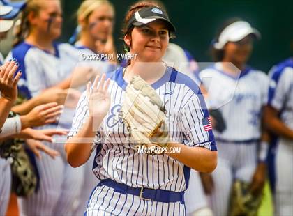 Thumbnail 2 in Lake Creek vs. Georgetown (UIL 5A State Championship) photogallery.