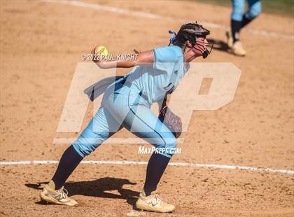 Thumbnail 1 in Lake Creek vs. Georgetown (UIL 5A State Championship) photogallery.