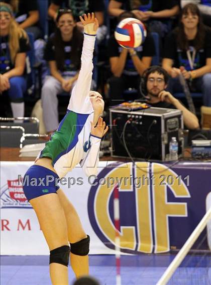 Thumbnail 1 in Tri-City Christian vs. Branson (CIF D5 State Final) photogallery.