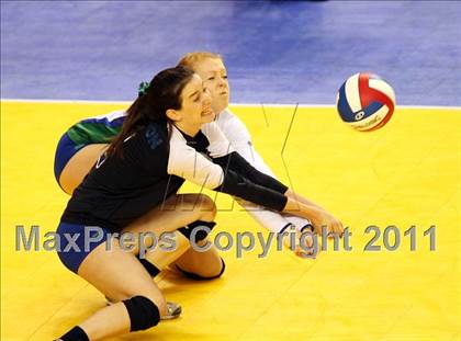 Thumbnail 2 in Tri-City Christian vs. Branson (CIF D5 State Final) photogallery.