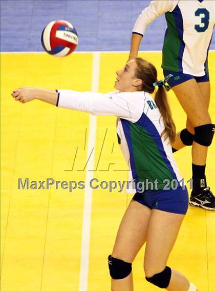 Thumbnail 2 in Tri-City Christian vs. Branson (CIF D5 State Final) photogallery.