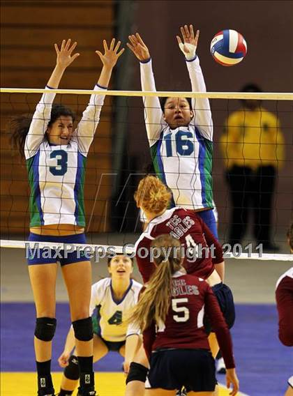 Thumbnail 1 in Tri-City Christian vs. Branson (CIF D5 State Final) photogallery.