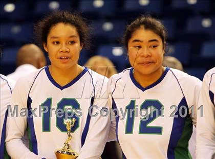 Thumbnail 2 in Tri-City Christian vs. Branson (CIF D5 State Final) photogallery.