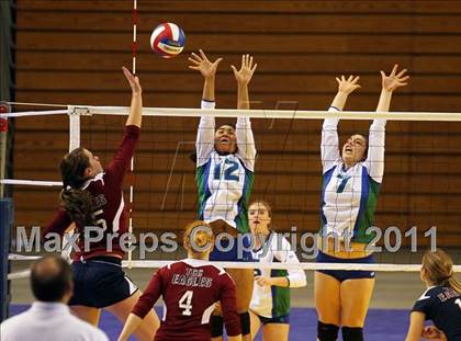 Thumbnail 1 in Tri-City Christian vs. Branson (CIF D5 State Final) photogallery.