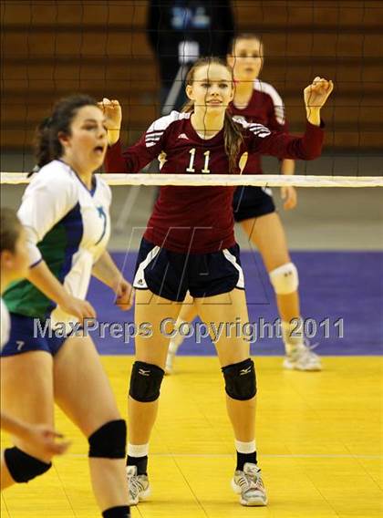 Thumbnail 2 in Tri-City Christian vs. Branson (CIF D5 State Final) photogallery.