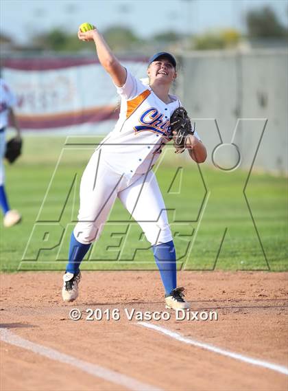 Thumbnail 1 in Thunderbird @ Agua Fria photogallery.