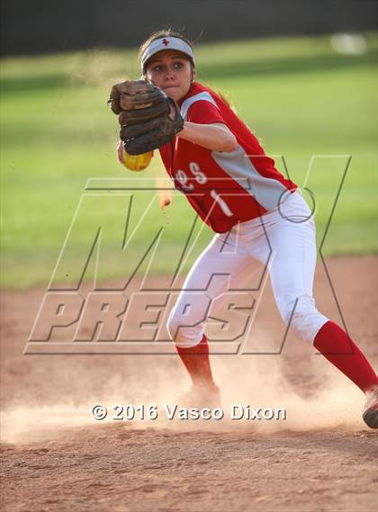 Thumbnail 3 in Thunderbird @ Agua Fria photogallery.