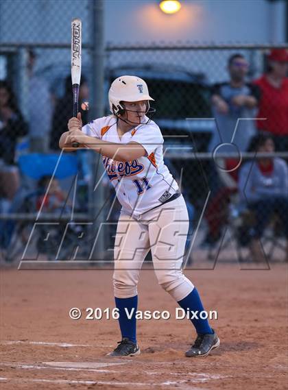 Thumbnail 3 in Thunderbird @ Agua Fria photogallery.