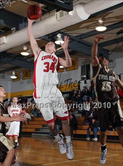 Thumbnail 3 in Foothill vs. Yuba City (Hornet Classic) photogallery.