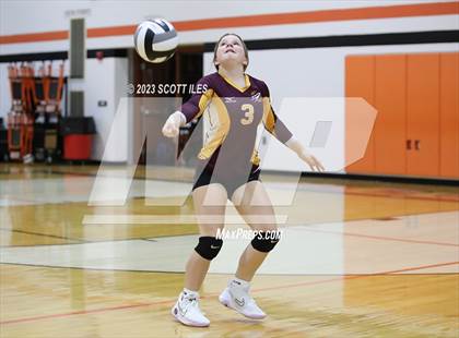 Thumbnail 2 in Berne Union @ Amanda-Clearcreek photogallery.
