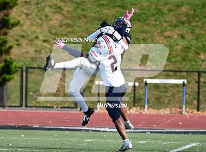 Thumbnail 2 in Foran @ Xavier photogallery.