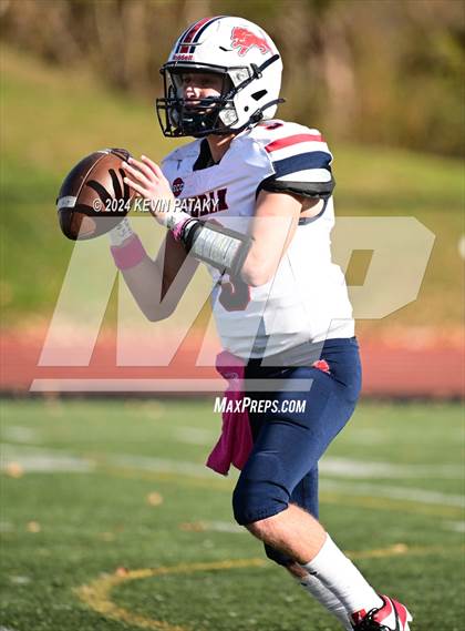 Thumbnail 3 in Foran @ Xavier photogallery.