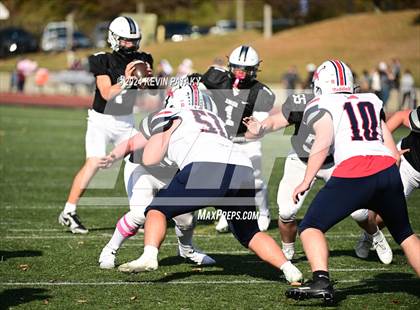 Thumbnail 3 in Foran @ Xavier photogallery.
