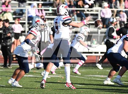 Thumbnail 1 in Foran @ Xavier photogallery.
