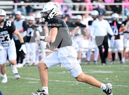 Thumbnail 2 in Foran @ Xavier photogallery.