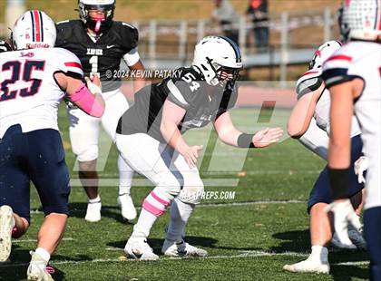 Thumbnail 3 in Foran @ Xavier photogallery.