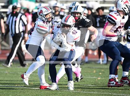 Thumbnail 3 in Foran @ Xavier photogallery.