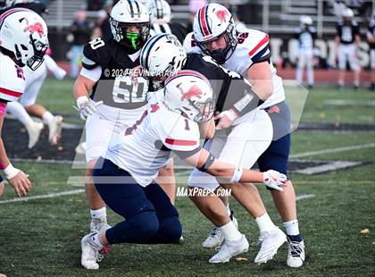 Thumbnail 2 in Foran @ Xavier photogallery.
