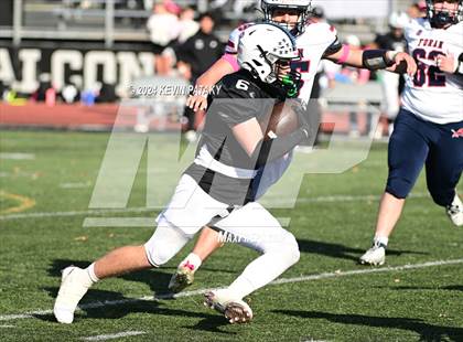 Thumbnail 2 in Foran @ Xavier photogallery.